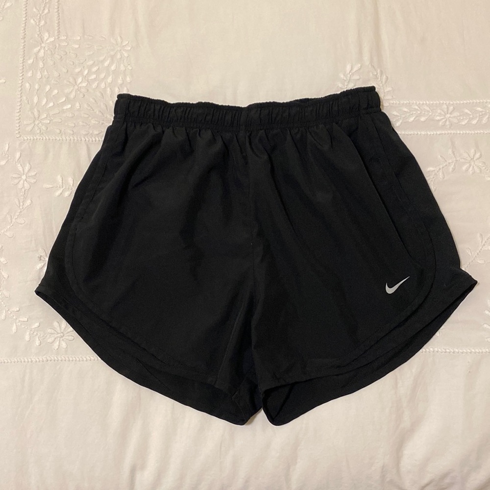 Nike Dri-Fit running shorts : Size M
